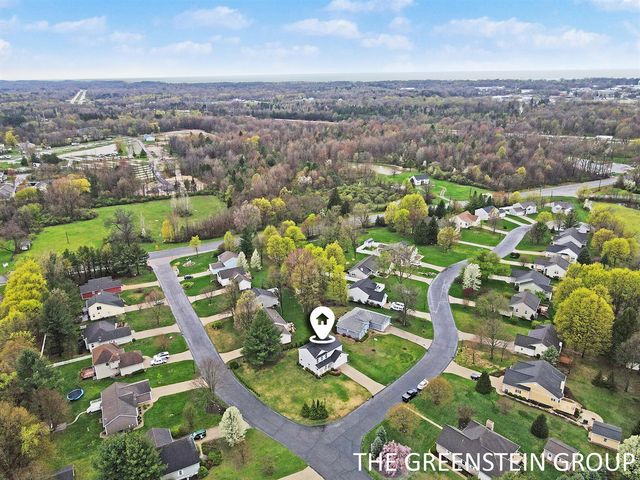 72597 Faye Court, South Haven, MI 49090
