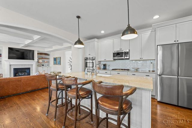 8559 Kenwood Road, Sycamore Twp, OH 45236