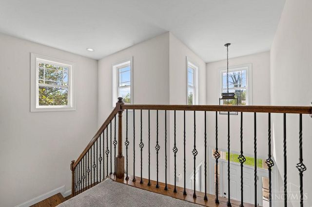 8559 Kenwood Road, Sycamore Twp, OH 45236