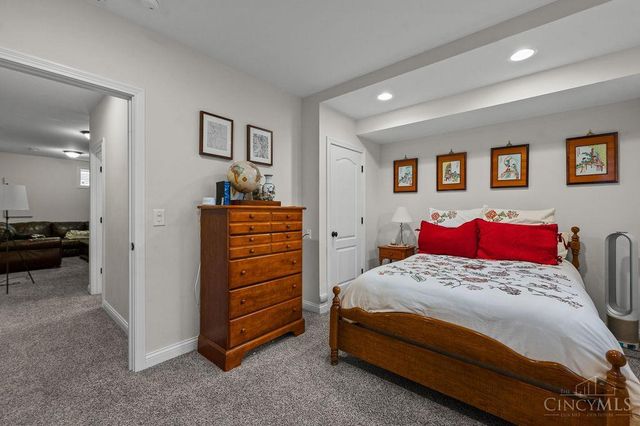 8559 Kenwood Road, Sycamore Twp, OH 45236