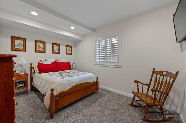 8559 Kenwood Road, Sycamore Twp, OH 45236