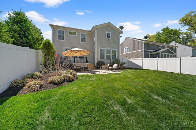 8559 Kenwood Road, Sycamore Twp, OH 45236