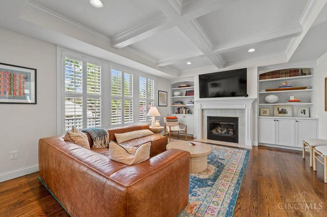 8559 Kenwood Road, Sycamore Twp, OH 45236