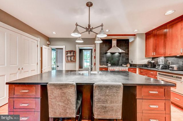 3552 CHURCH RD, Ellicott City, MD 21043