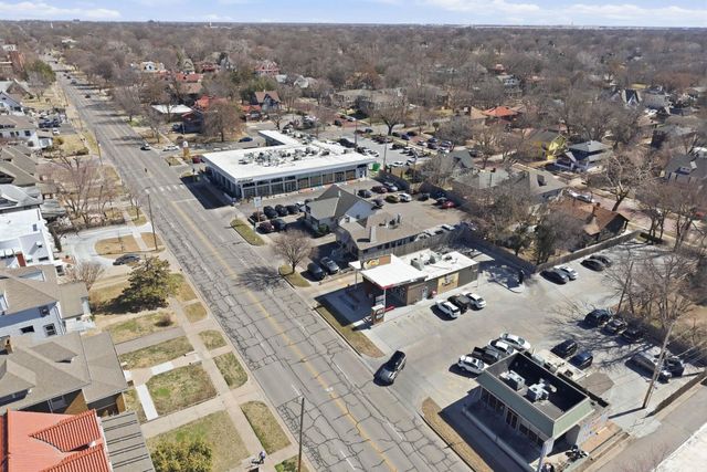 145 N Belmont Ave, Wichita, KS 67208