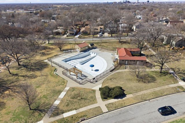 145 N Belmont Ave, Wichita, KS 67208