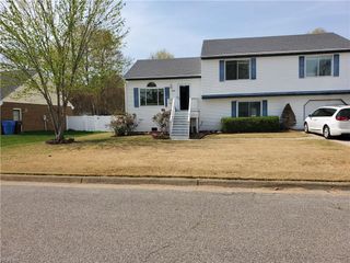 2321 Skipjack LN, Chesapeake, VA 23323