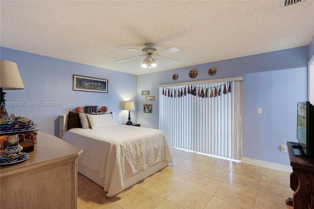 14566 SW 124th Place, Miami, FL 33186