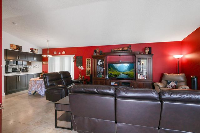 14566 SW 124th Place, Miami, FL 33186