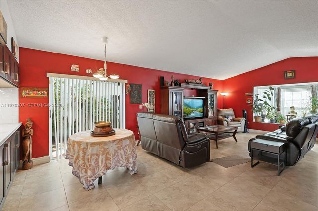 14566 SW 124th Place, Miami, FL 33186