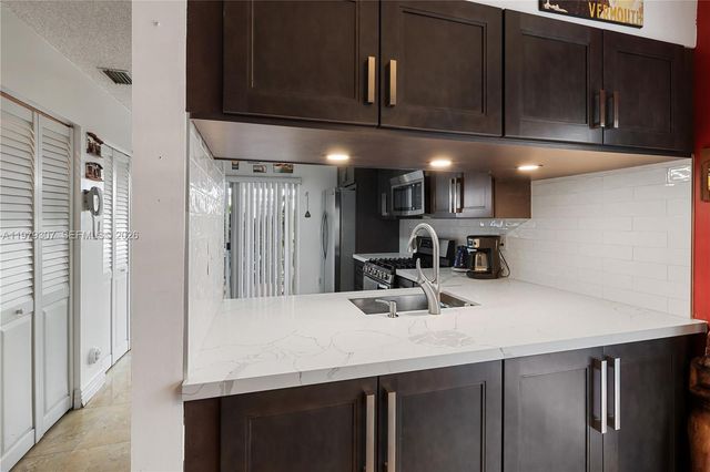 14566 SW 124th Place, Miami, FL 33186