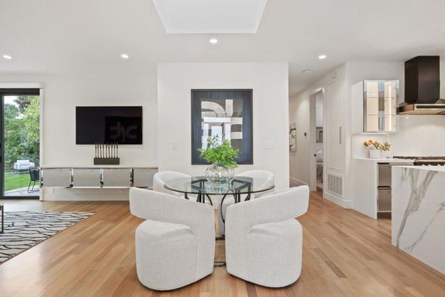 618 Panchita Way, Los Altos, CA 94022