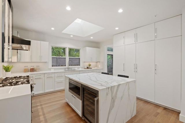 618 Panchita Way, Los Altos, CA 94022