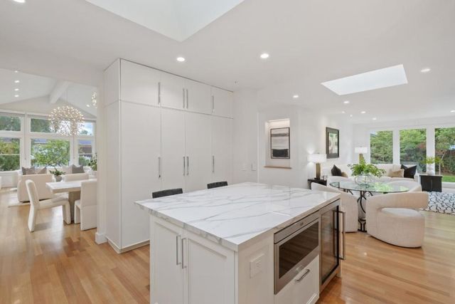 618 Panchita Way, Los Altos, CA 94022