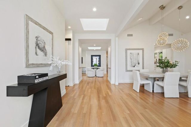 618 Panchita Way, Los Altos, CA 94022