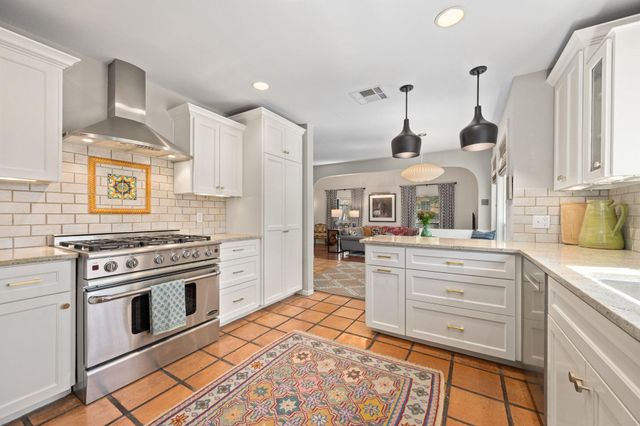 4503 Mountain Path DR, Austin, TX 78759