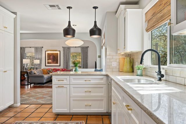 4503 Mountain Path DR, Austin, TX 78759