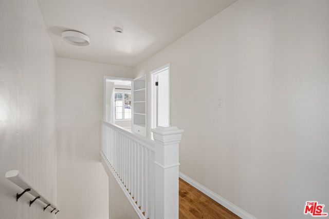 819 S Crestmoore Place, Venice (los Angeles), CA 90291