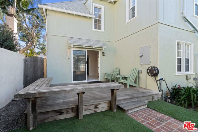 819 S Crestmoore Place, Venice (los Angeles), CA 90291