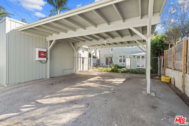 819 S Crestmoore Place, Venice (los Angeles), CA 90291