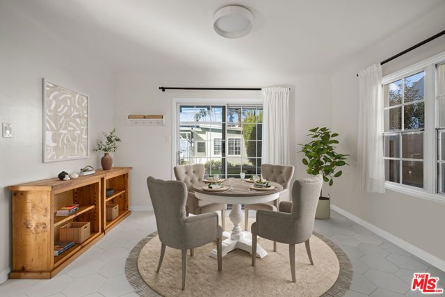 819 S Crestmoore Place, Venice (los Angeles), CA 90291