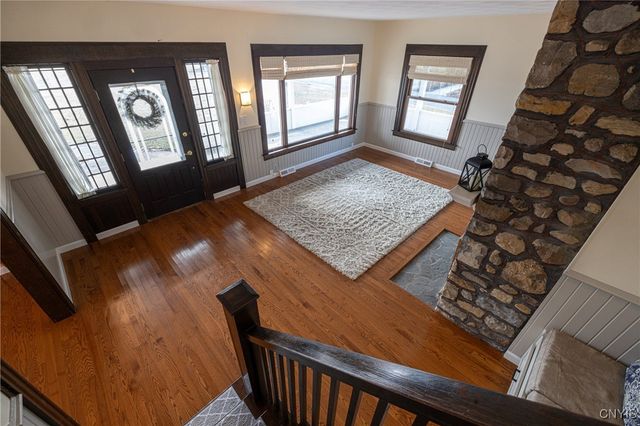 6790 East Lake Road, Owasco, NY 13021