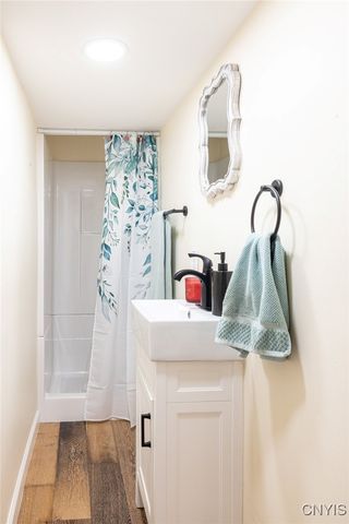 6790 East Lake Road, Owasco, NY 13021