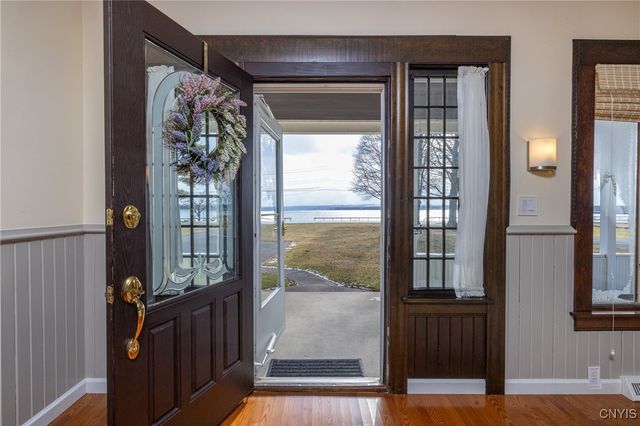 6790 East Lake Road, Owasco, NY 13021