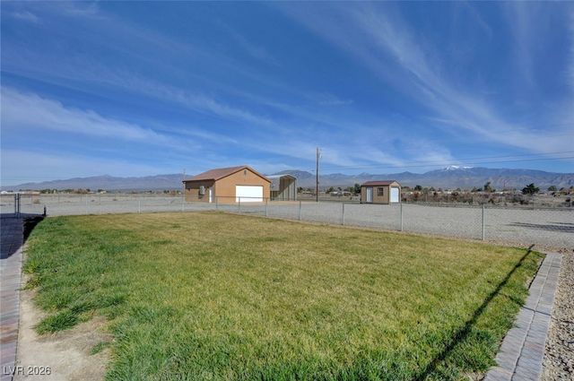 1401 Curtis Court, Pahrump, NV 89048