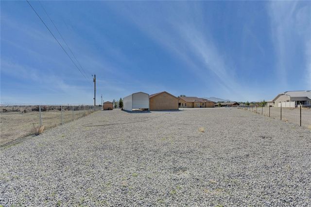 1401 Curtis Court, Pahrump, NV 89048