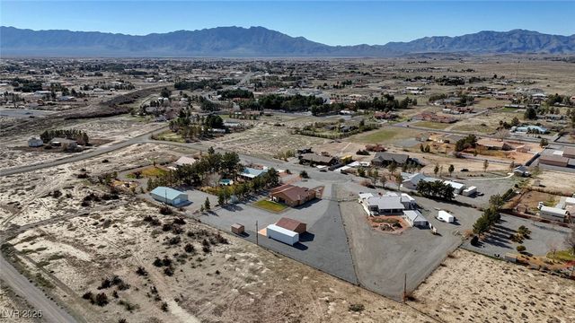 1401 Curtis Court, Pahrump, NV 89048