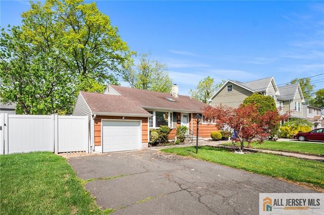 67 Drake Place, Colonia, NJ 07067