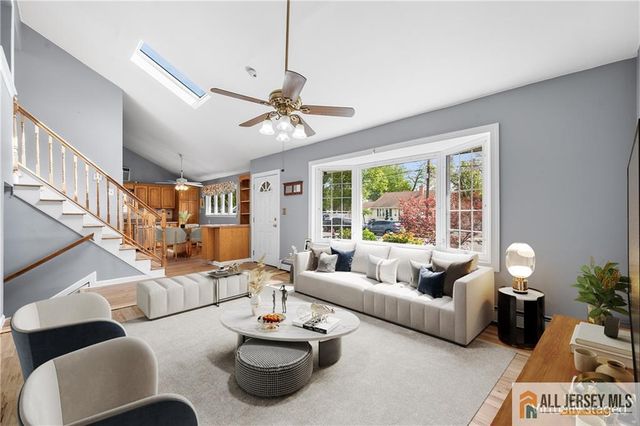 67 Drake Place, Colonia, NJ 07067