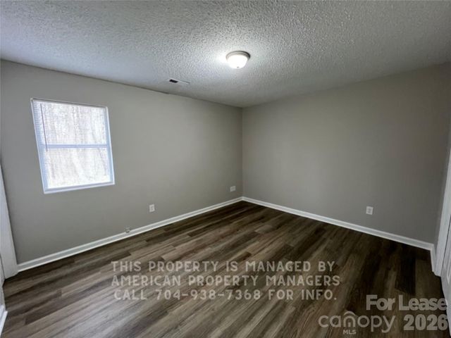 318 Rustic Road, Mooresville, NC 28115