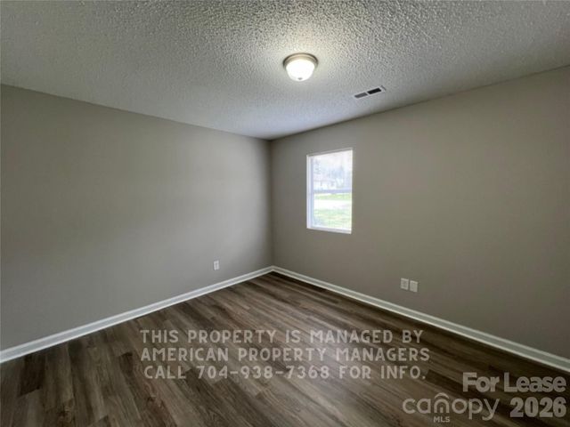 318 Rustic Road, Mooresville, NC 28115