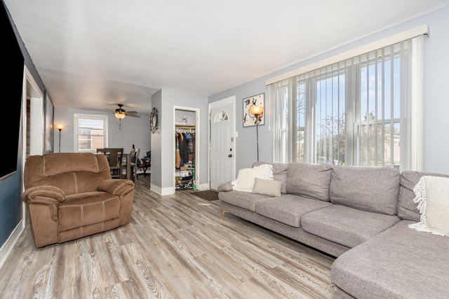 17518 Roy Street, Lansing, IL 60438