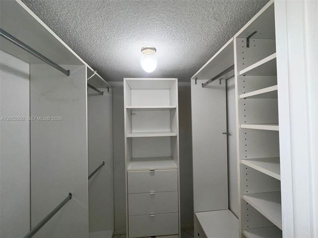 6700 Cypress Road 111, Plantation, FL 33317