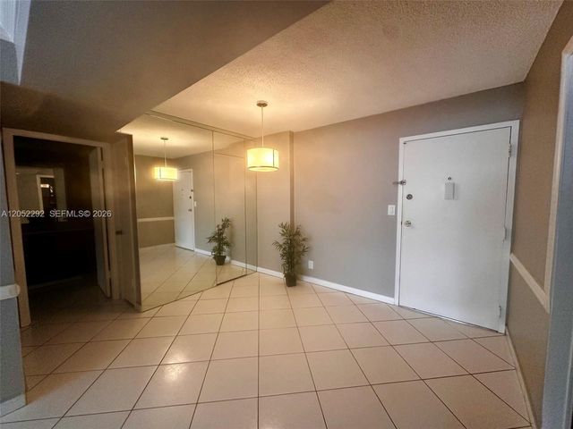 6700 Cypress Road 111, Plantation, FL 33317