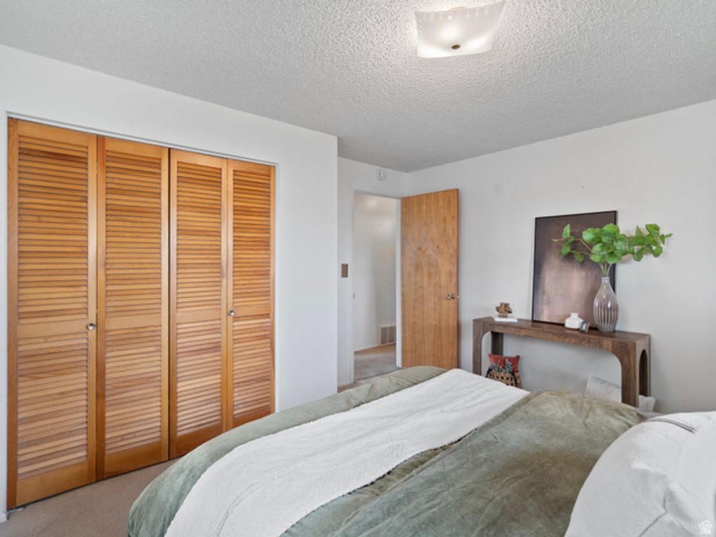 2367 W 4600 S, Roy, UT 84067