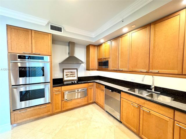 3201 NE 183rd St 1805, Aventura, FL 33160