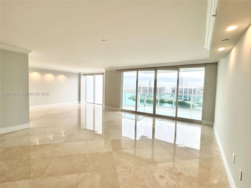 3201 NE 183rd St 1805, Aventura, FL 33160