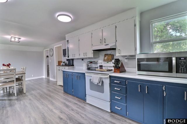 435 S H Street, Fremont, NE 68025