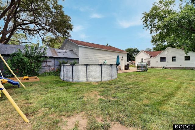 435 S H Street, Fremont, NE 68025