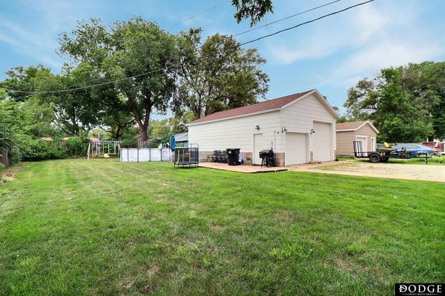 435 S H Street, Fremont, NE 68025