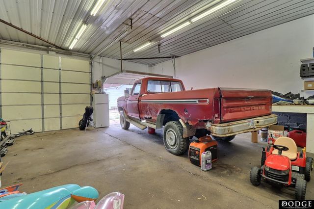 435 S H Street, Fremont, NE 68025