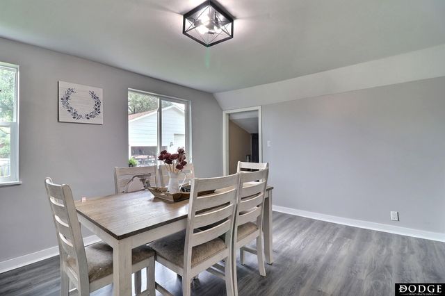 435 S H Street, Fremont, NE 68025