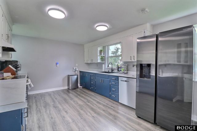 435 S H Street, Fremont, NE 68025