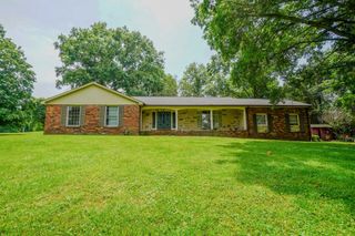 1094B Center Point Rd, Hendersonville, TN 37075