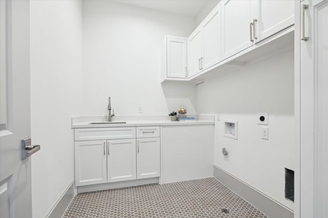 207 Sutton Row Place, Houston, TX 77024