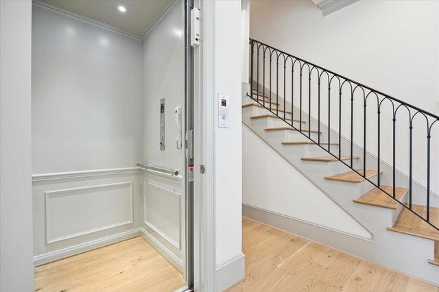 207 Sutton Row Place, Houston, TX 77024